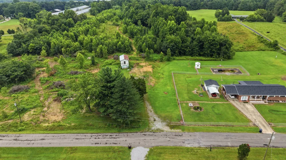 325 County Road 315 Bryant, AL 35958