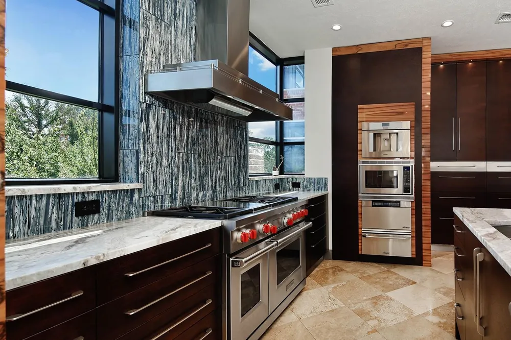 1 Waterway Court #4E The Woodlands, TX 77380