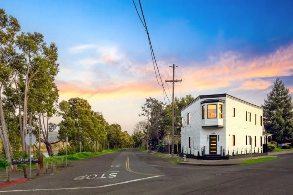 585 Riverside Drive #585 A Napa, CA 94559