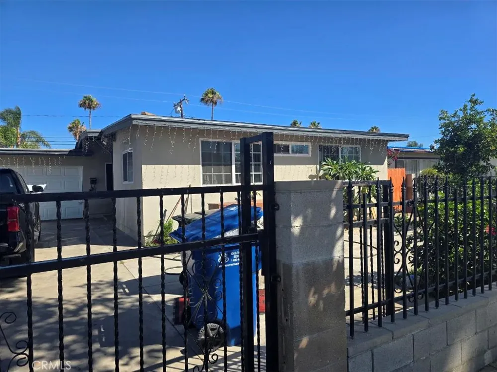 960 Stichman La Puente, CA 91746