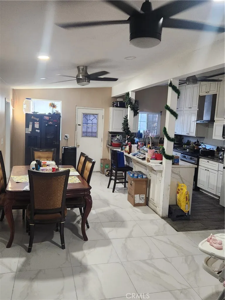 960 Stichman La Puente, CA 91746