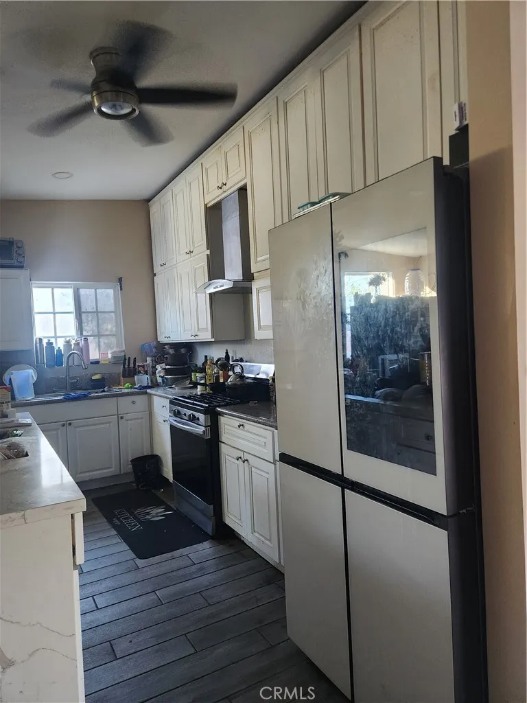 960 Stichman La Puente, CA 91746