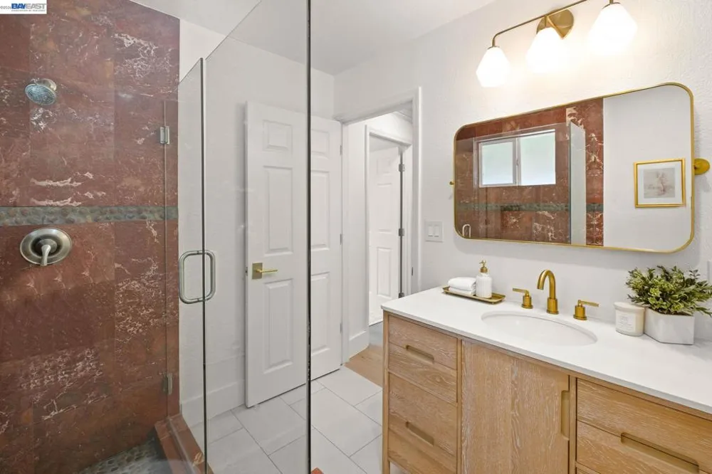11 Rudgear Dr Walnut Creek, CA 94596
