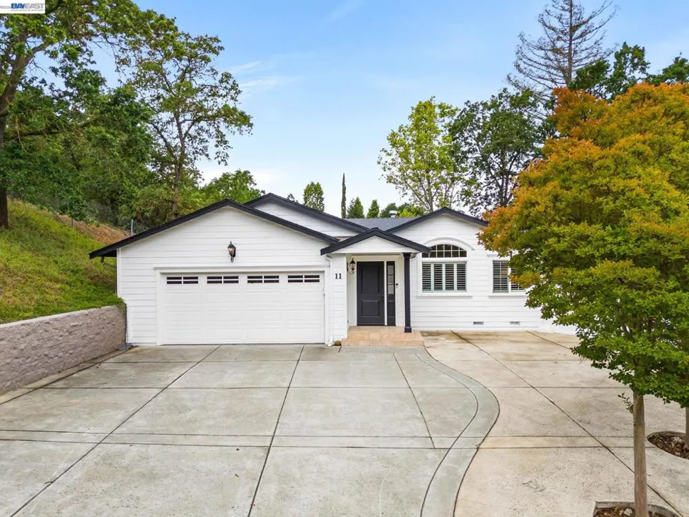 11 Rudgear Dr Walnut Creek, CA 94596