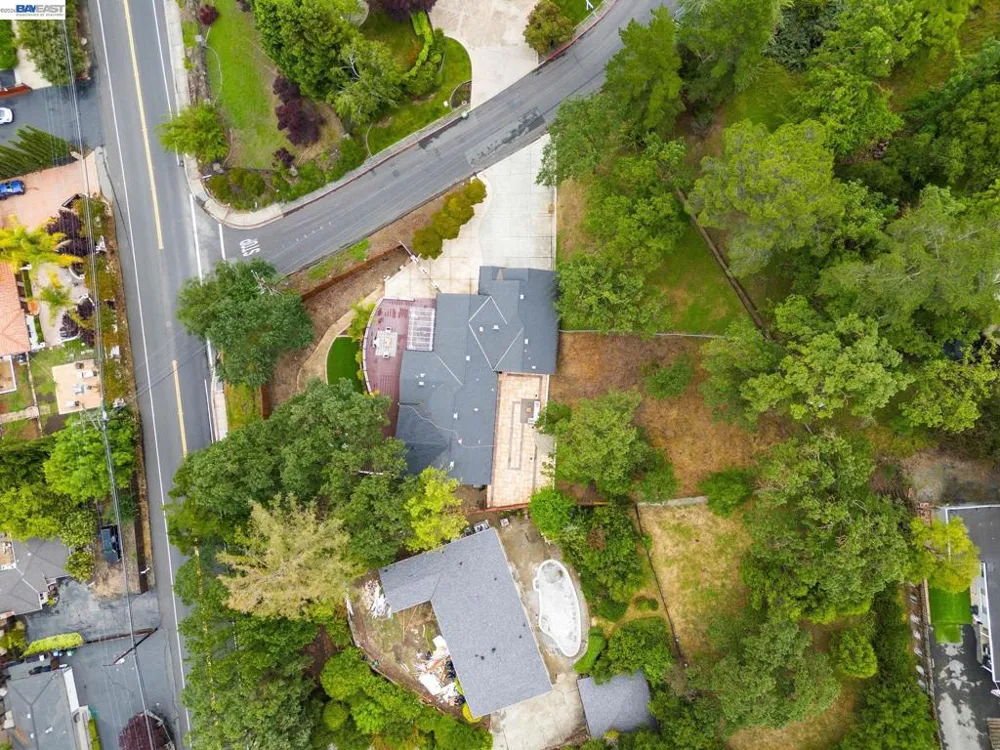 11 Rudgear Dr Walnut Creek, CA 94596