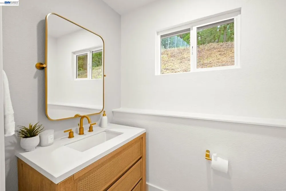 11 Rudgear Dr Walnut Creek, CA 94596