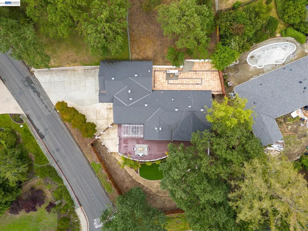 11 Rudgear Dr Walnut Creek, CA 94596