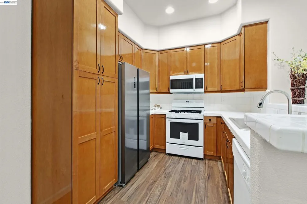 341 Imagination Pl Milpitas, CA 95035
