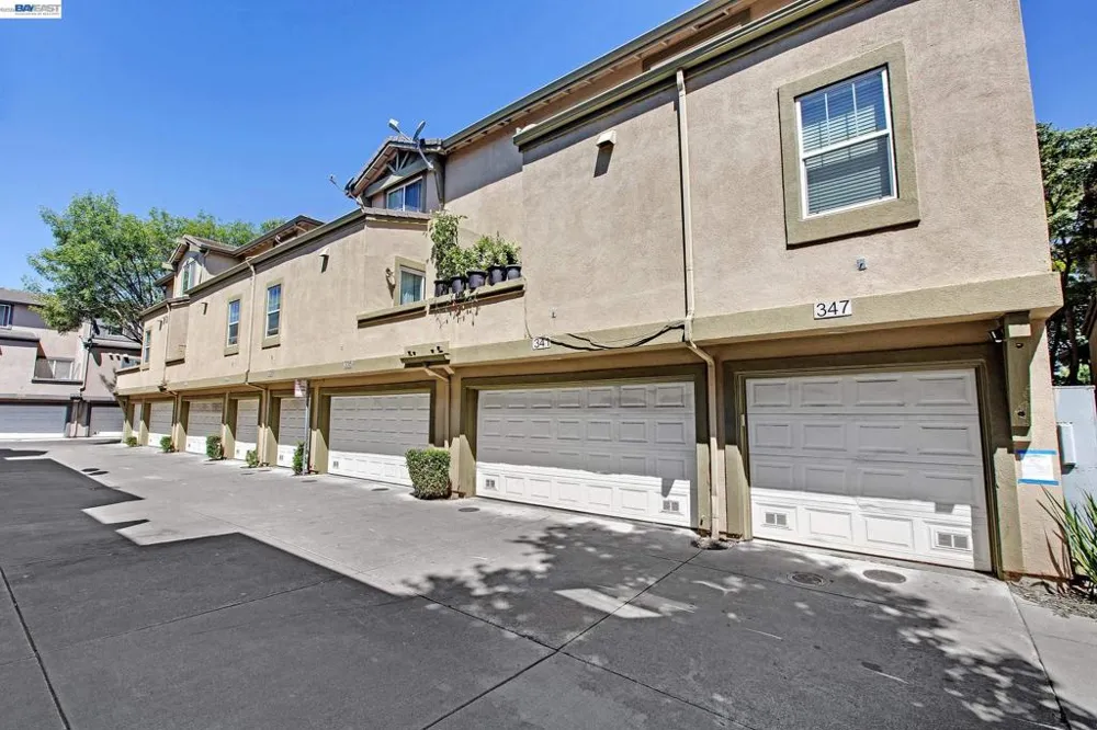 341 Imagination Pl Milpitas, CA 95035