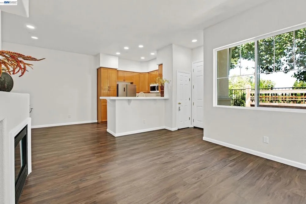 341 Imagination Pl Milpitas, CA 95035