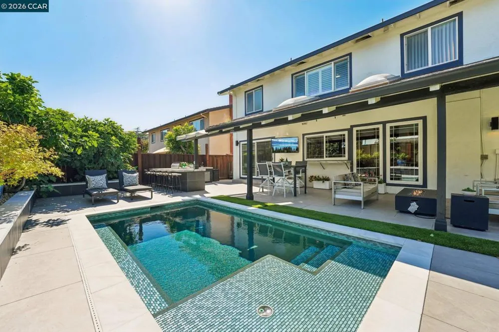 6740 Via San Blas Pleasanton, CA 94566