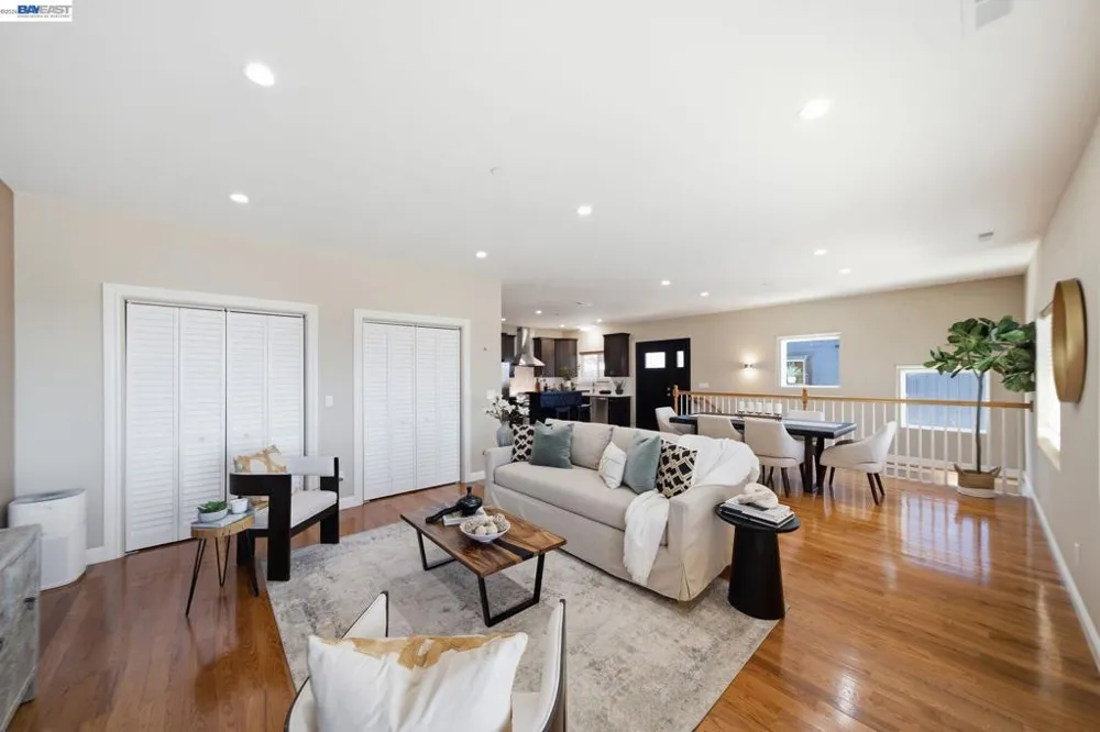 17208 President Dr Castro Valley, CA 94546