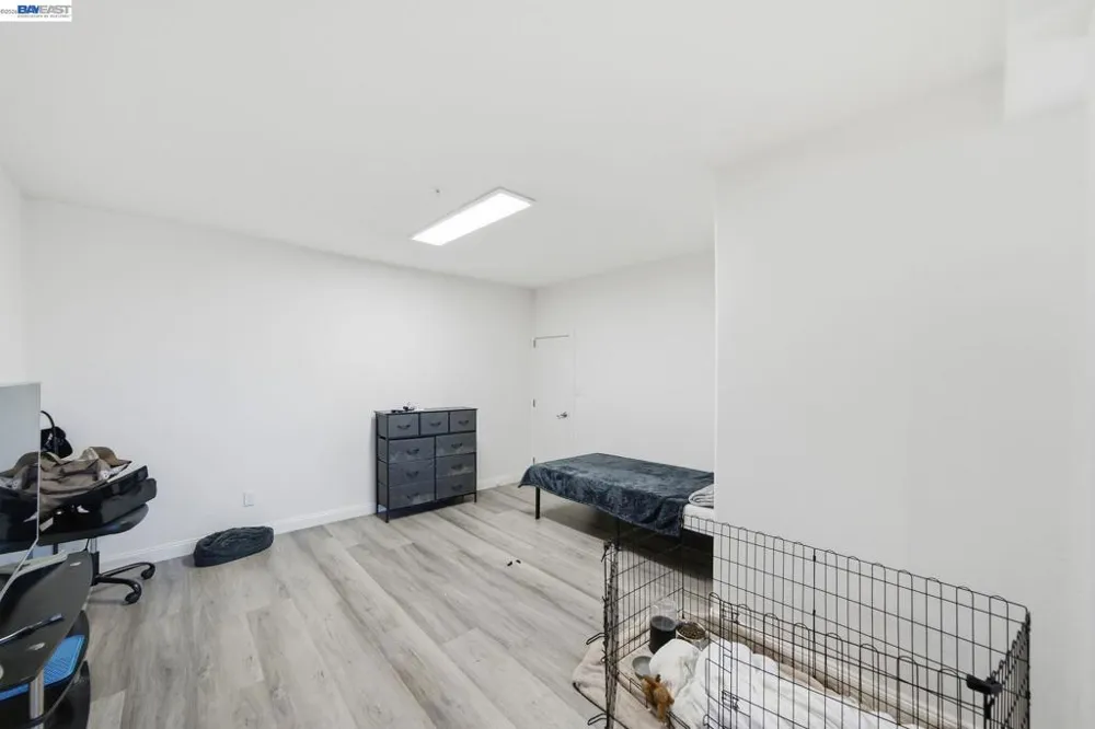 17208 President Dr Castro Valley, CA 94546