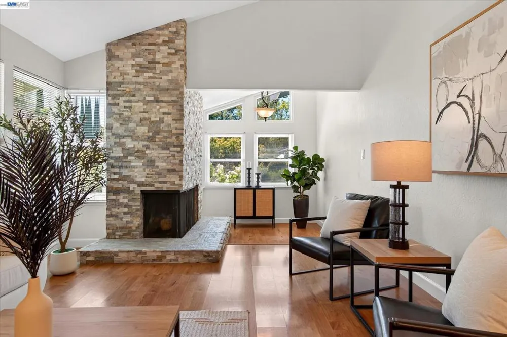 22 Jib Ct Pleasant Hill, CA 94523