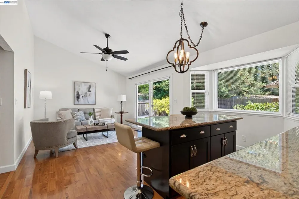 22 Jib Ct Pleasant Hill, CA 94523