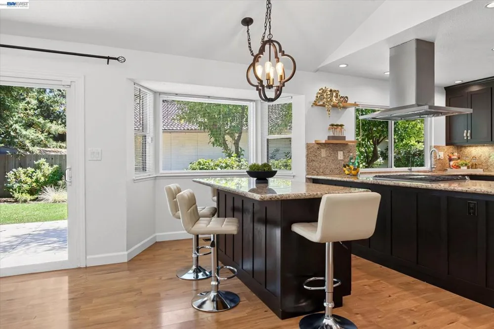 22 Jib Ct Pleasant Hill, CA 94523