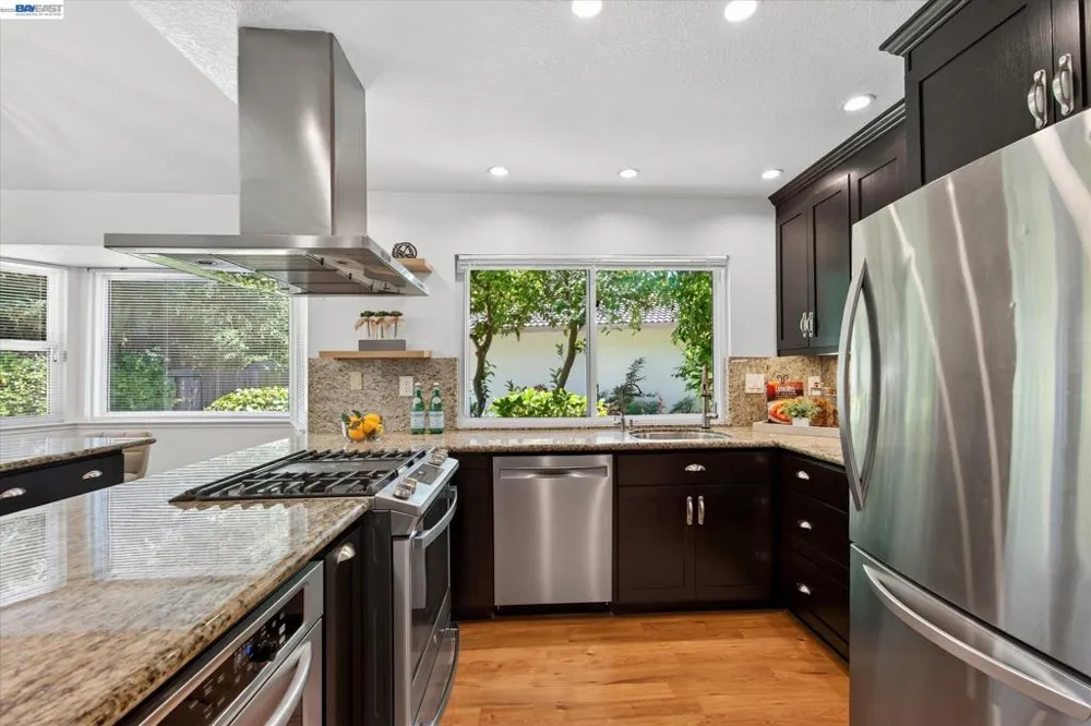 22 Jib Ct Pleasant Hill, CA 94523