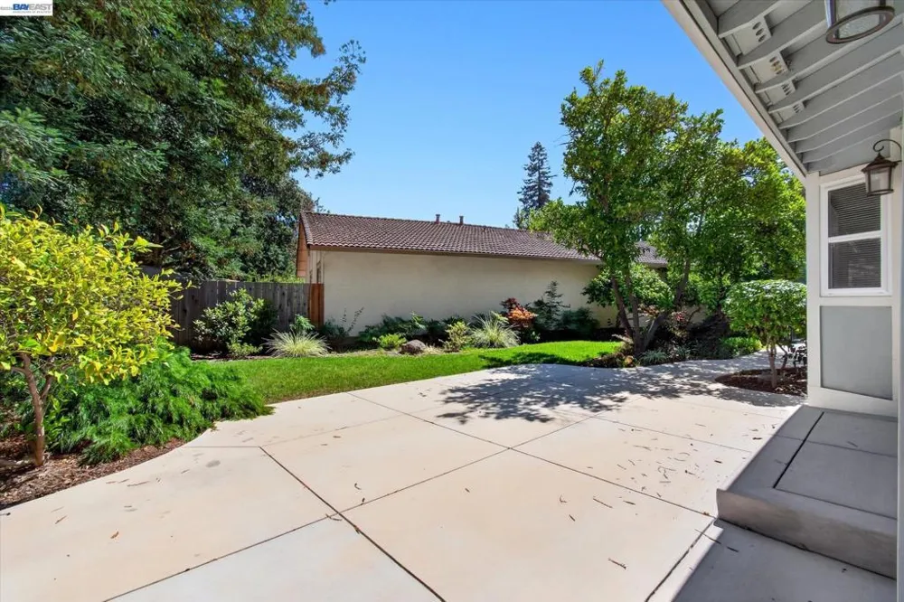 22 Jib Ct Pleasant Hill, CA 94523