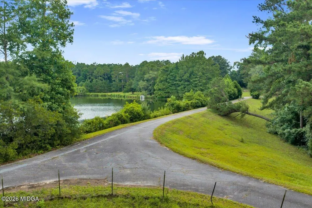 1060 Cooks Mill Road Oglethorpe, GA 31068
