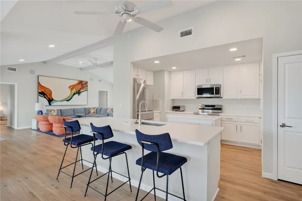 29 Whooping Crane Rockport, TX 78382