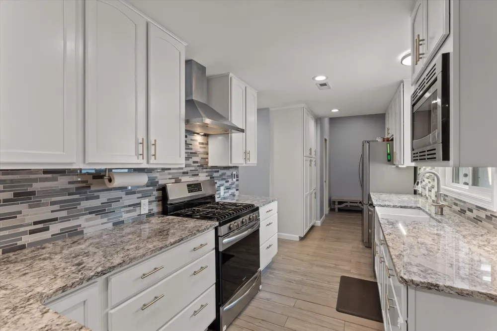 21684 Channel Parkway Edwardsburg, MI 49112