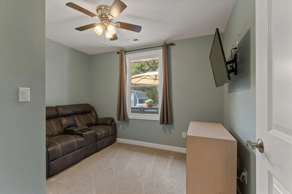 21684 Channel Parkway Edwardsburg, MI 49112