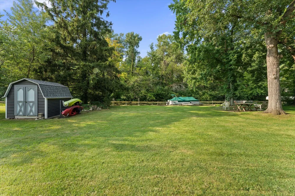 21684 Channel Parkway Edwardsburg, MI 49112