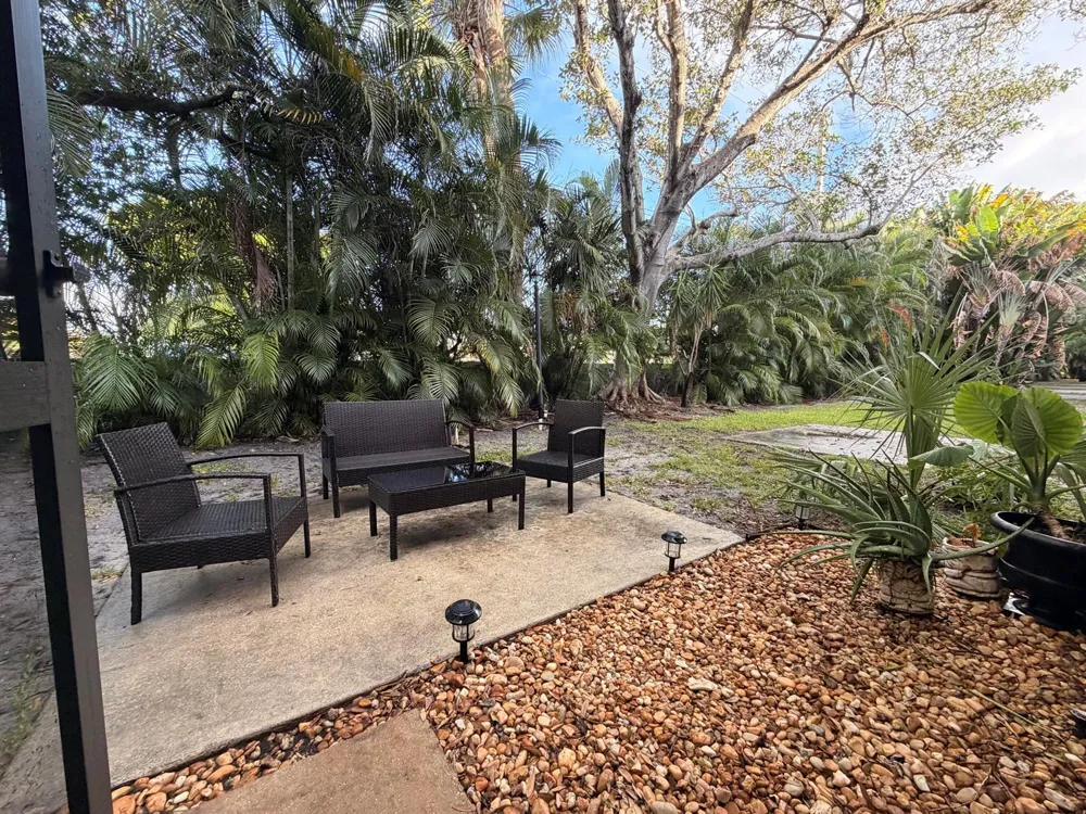 140 S CYPRESS ROAD #111 Pompano Beach, FL 33060