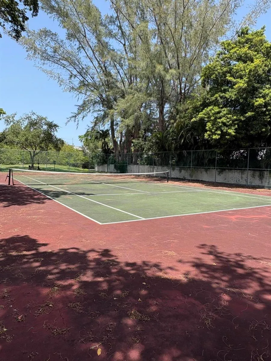 140 S CYPRESS ROAD #111 Pompano Beach, FL 33060