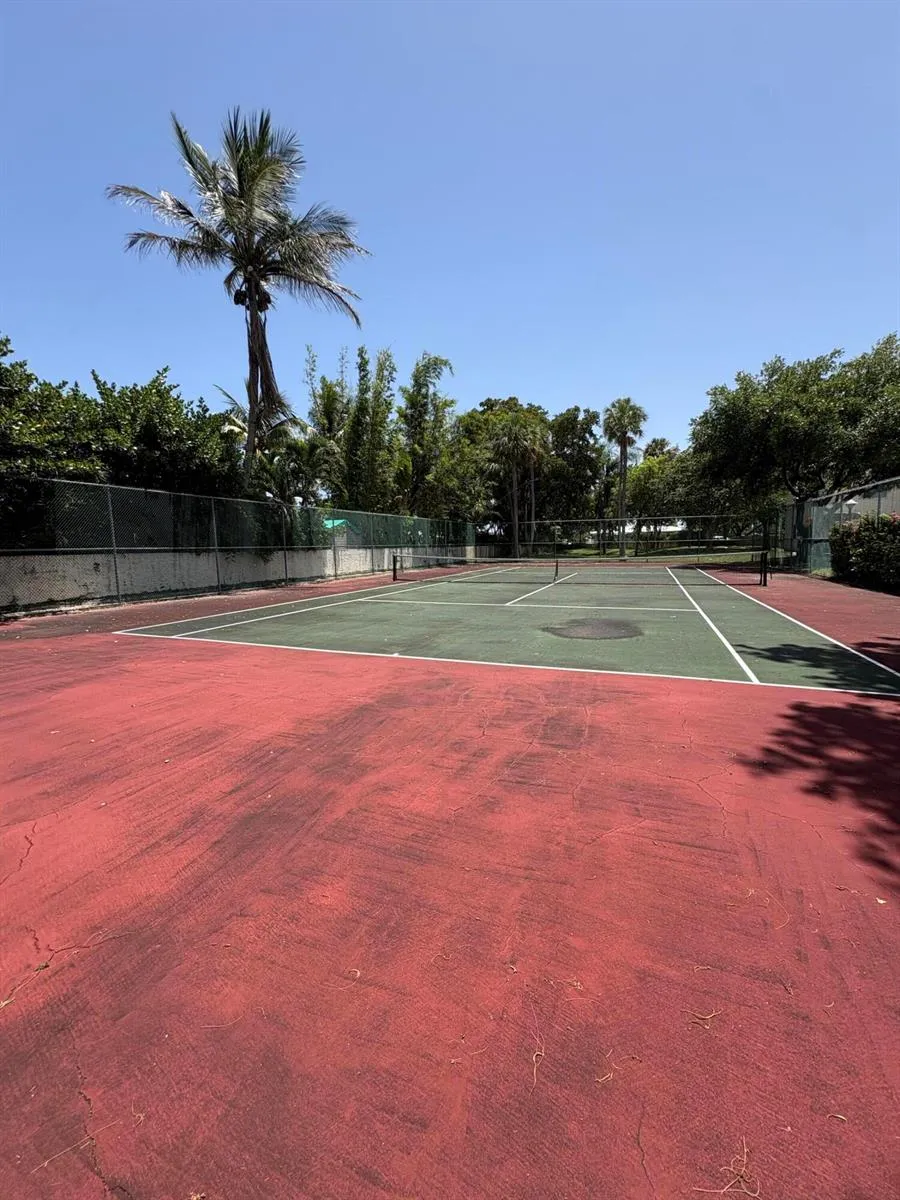 140 S CYPRESS ROAD #111 Pompano Beach, FL 33060