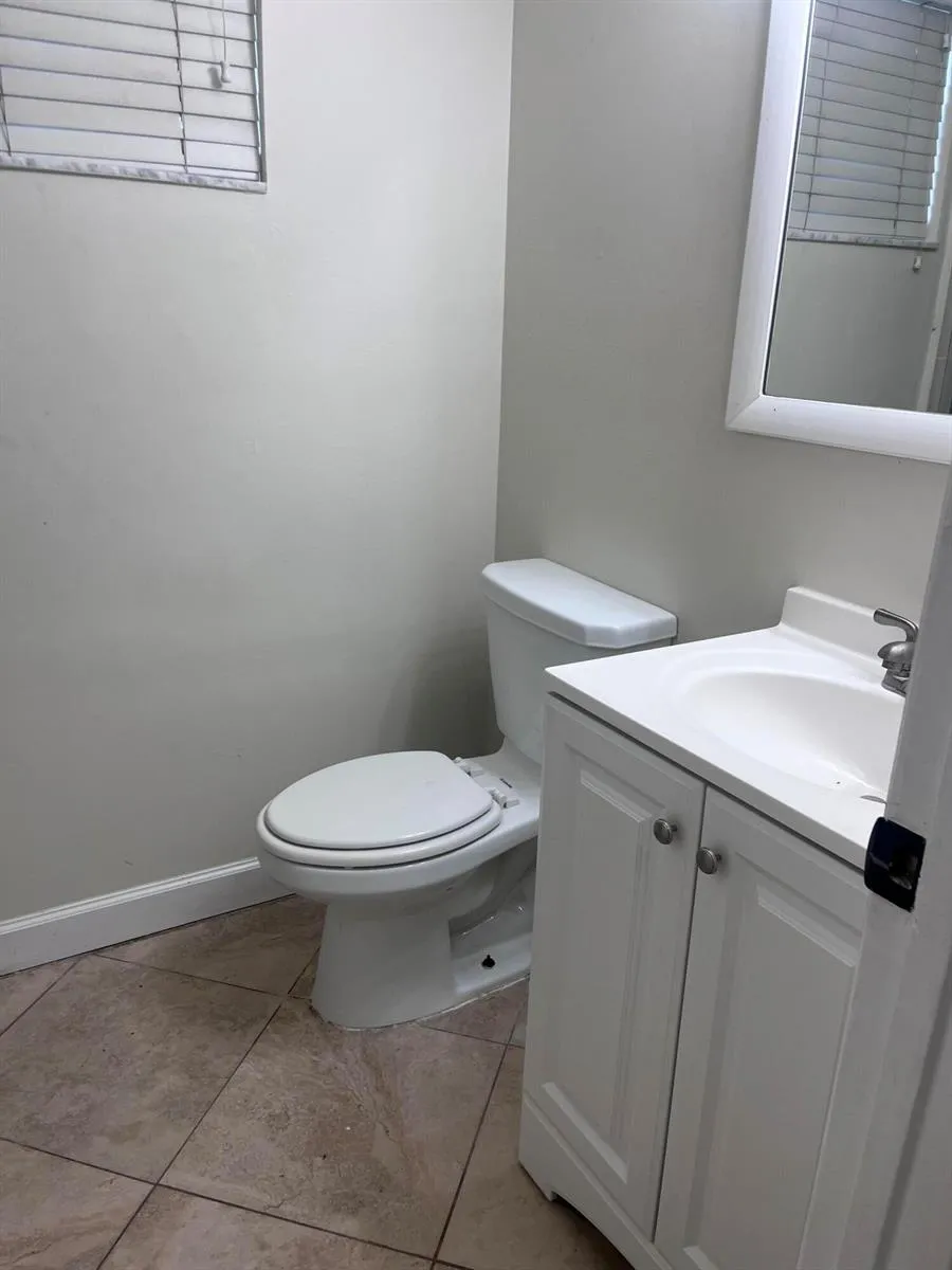 845 NW 98th Avenue Plantation, FL 33324