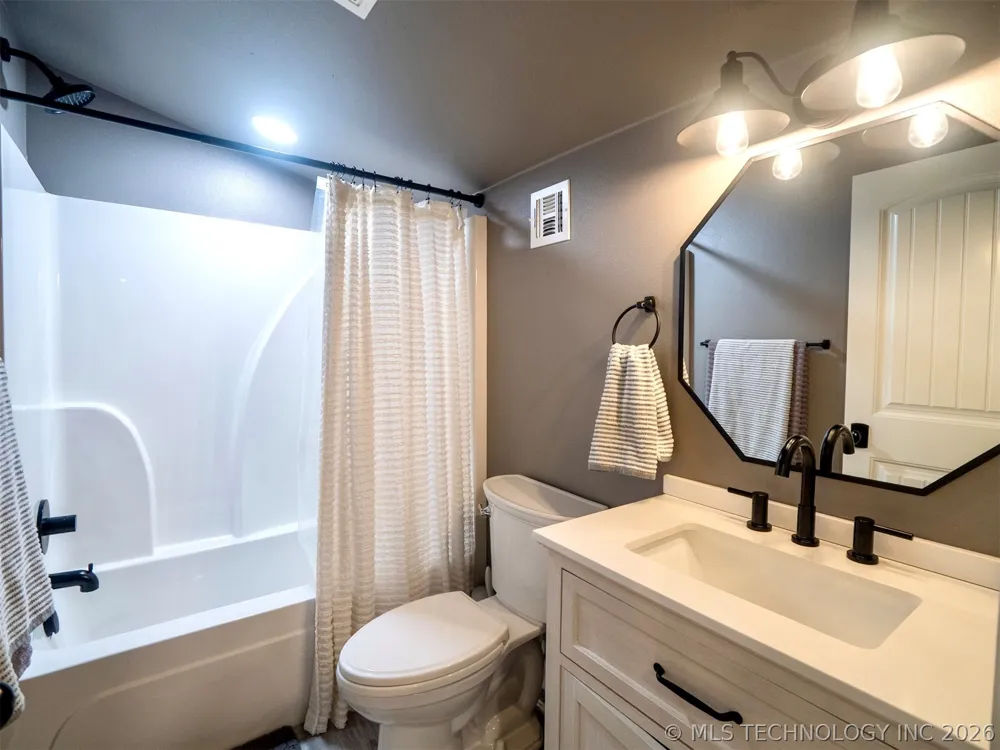 4790 Cliffside Kingston, OK 73439