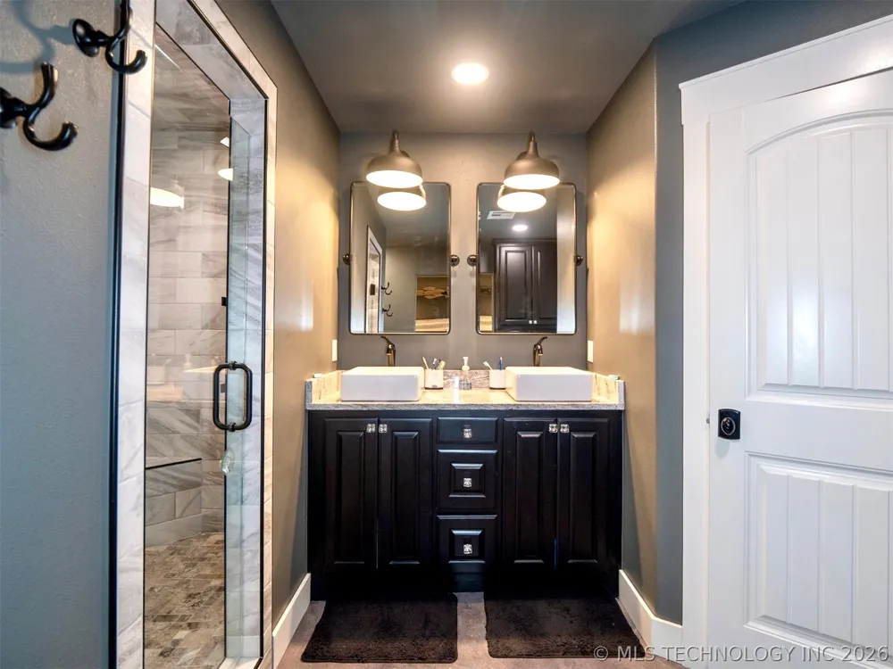 4790 Cliffside Kingston, OK 73439
