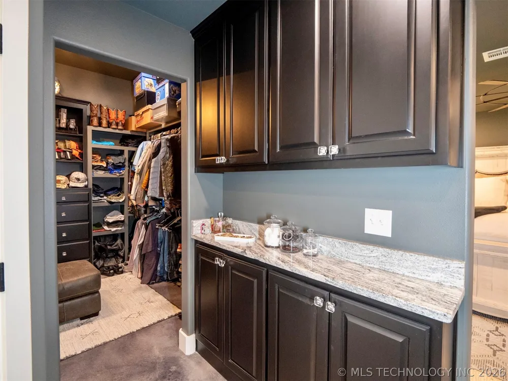 4790 Cliffside Kingston, OK 73439