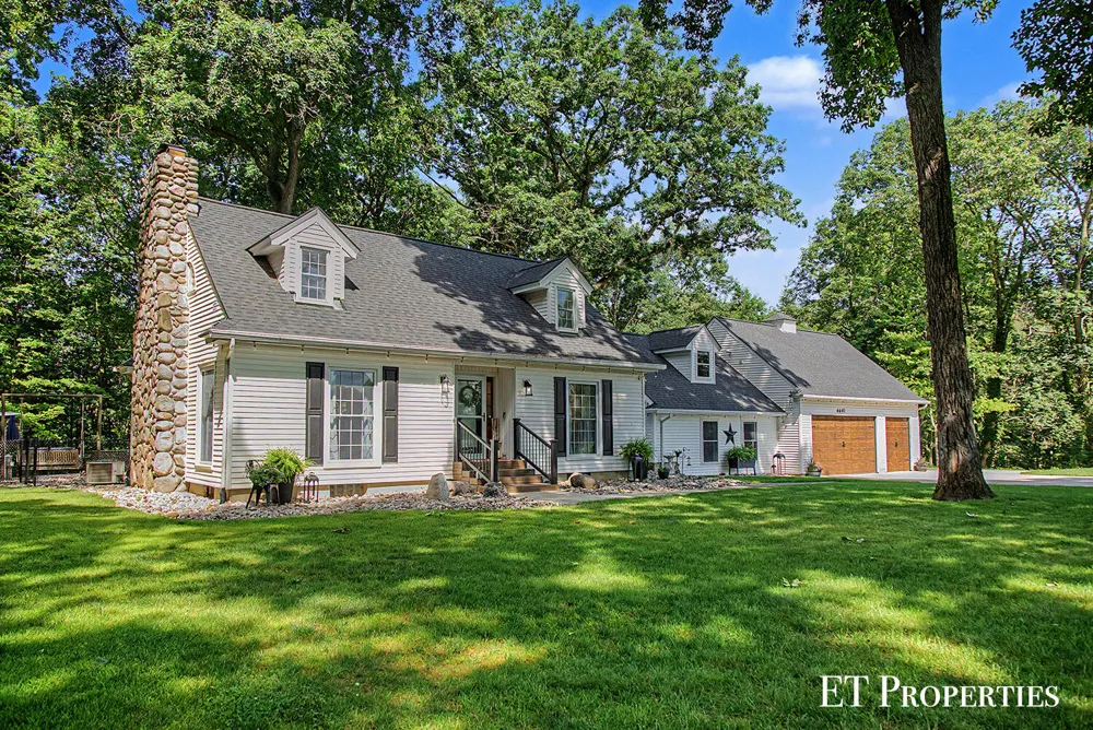 6645 Checkerberry Lane NE Plainfield Charter Township, MI 49341