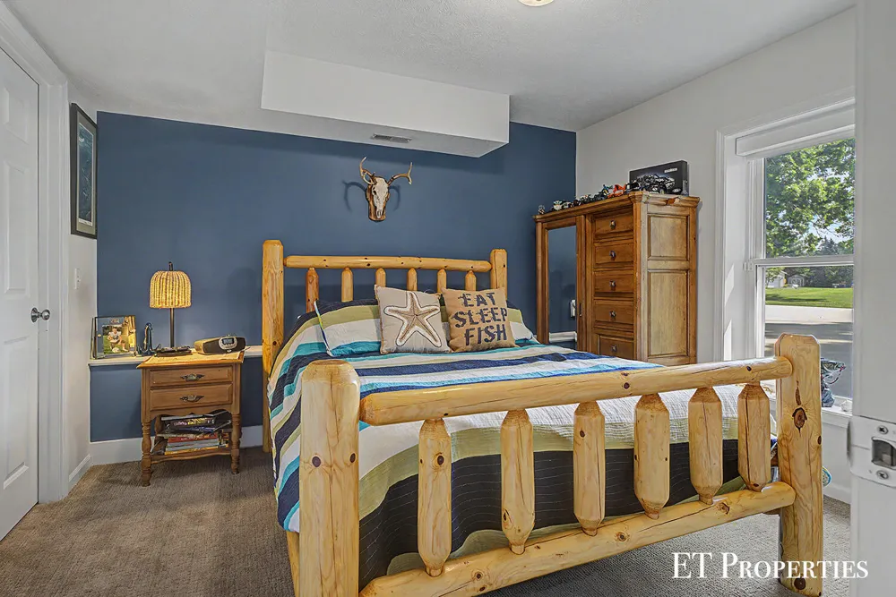 6645 Checkerberry Lane NE Plainfield Charter Township, MI 49341