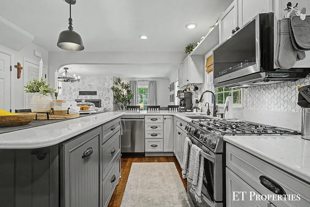 6645 Checkerberry Lane NE Plainfield Charter Township, MI 49341