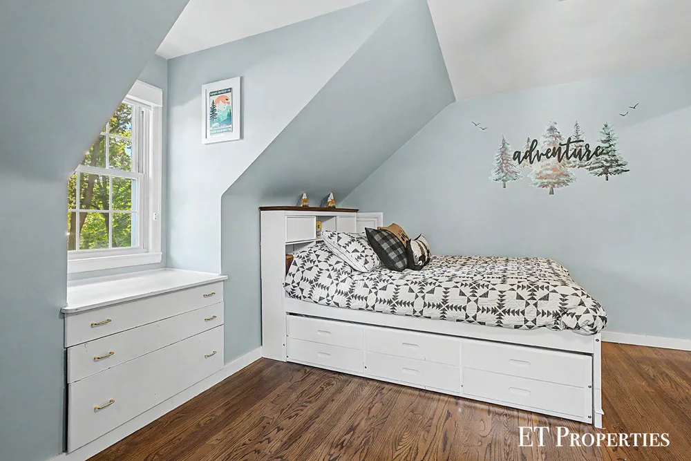 6645 Checkerberry Lane NE Plainfield Charter Township, MI 49341
