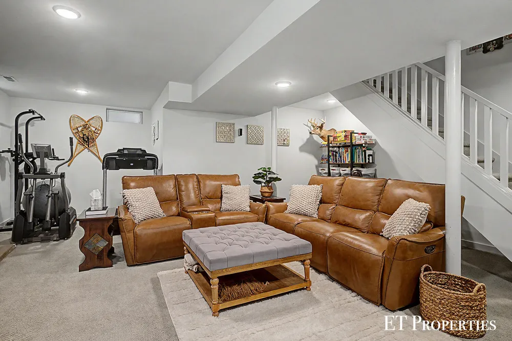 6645 Checkerberry Lane NE Plainfield Charter Township, MI 49341