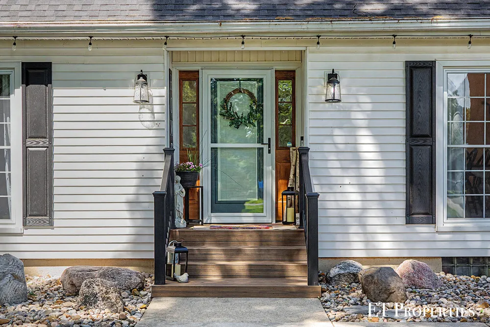 6645 Checkerberry Lane NE Plainfield Charter Township, MI 49341