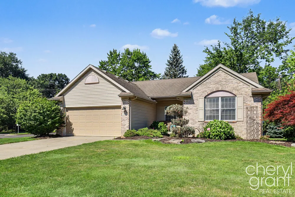 2297 Christine Court SE Cascade Charter Township, MI 49546