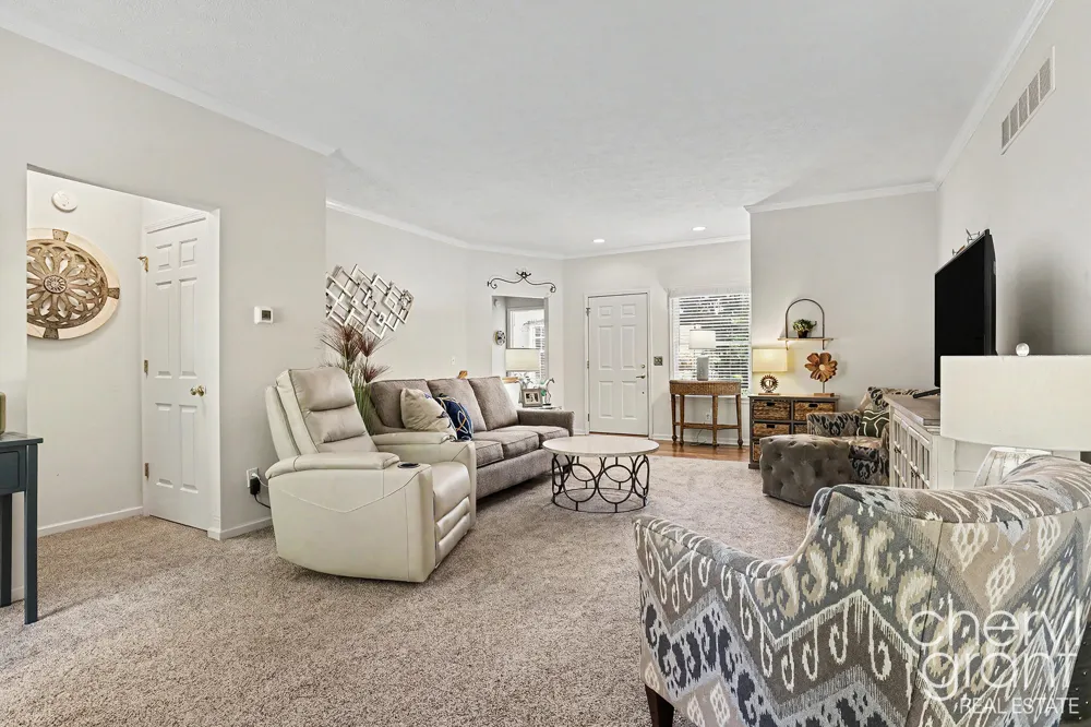 2297 Christine Court SE Cascade Charter Township, MI 49546