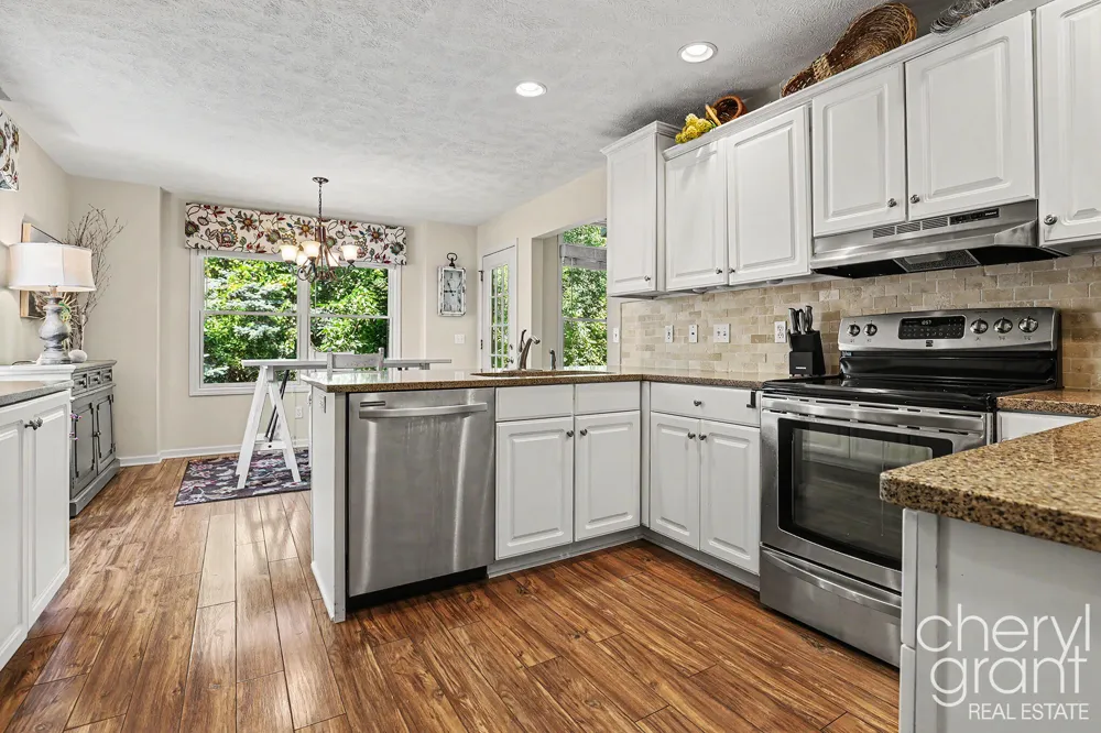 2297 Christine Court SE Cascade Charter Township, MI 49546