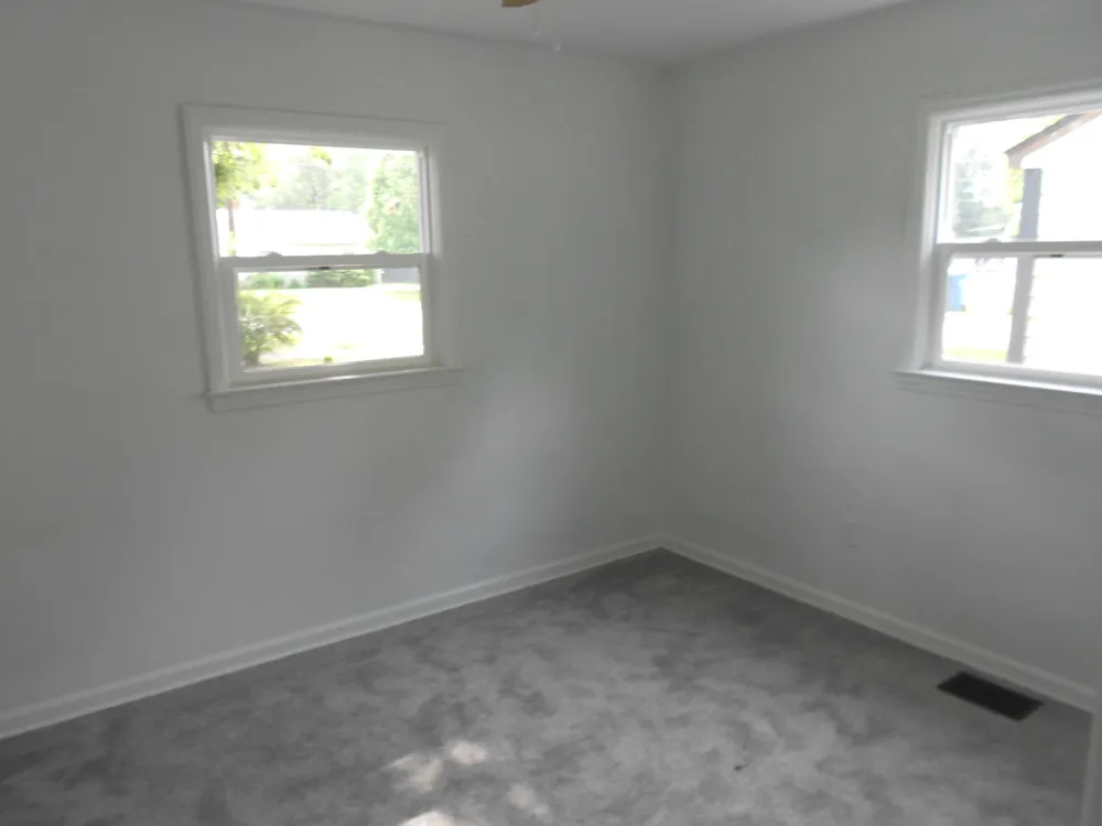 627 Clearview Street Kalamazoo Charter Township, MI 49048