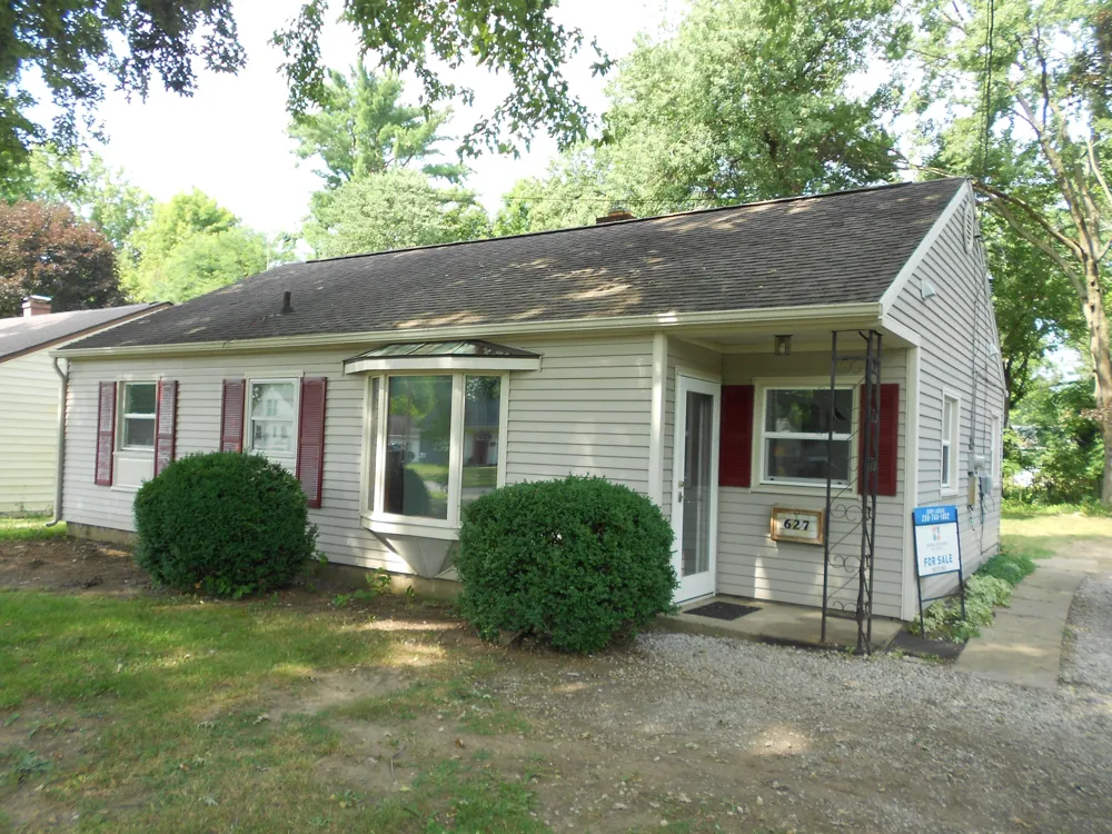 627 Clearview Street Kalamazoo Charter Township, MI 49048