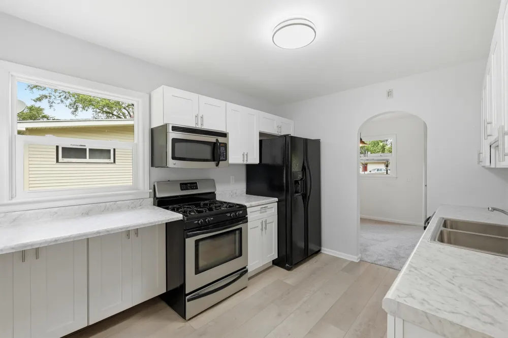 627 Clearview Street Kalamazoo Charter Township, MI 49048