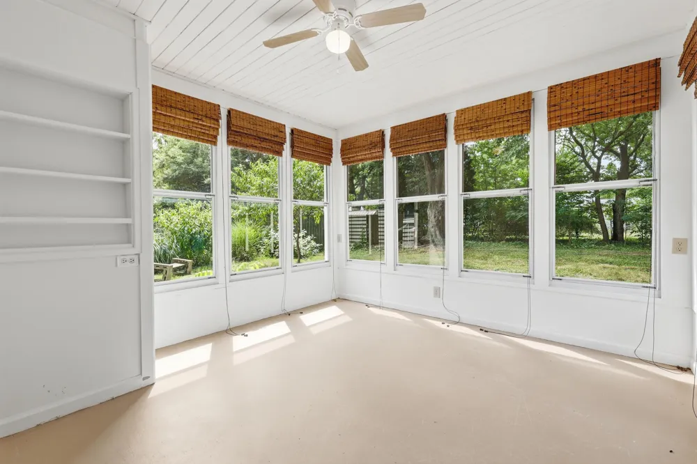 627 Clearview Street Kalamazoo Charter Township, MI 49048