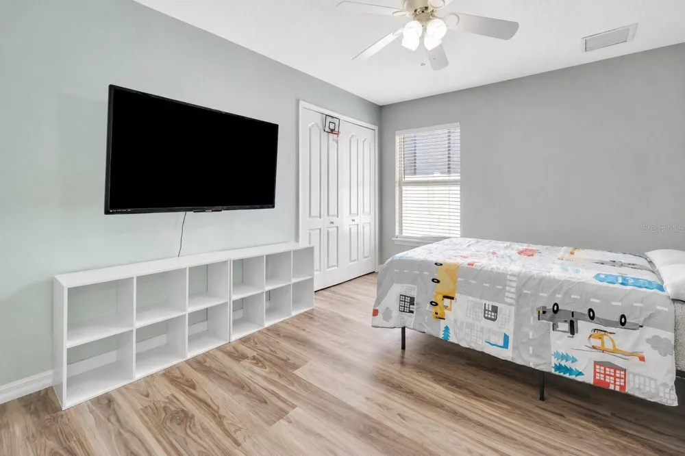32917 FOREST AVENUE Leesburg, FL 34788