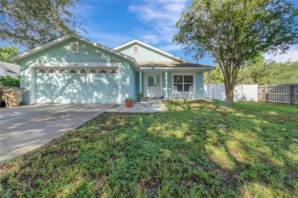32917 FOREST AVENUE Leesburg, FL 34788