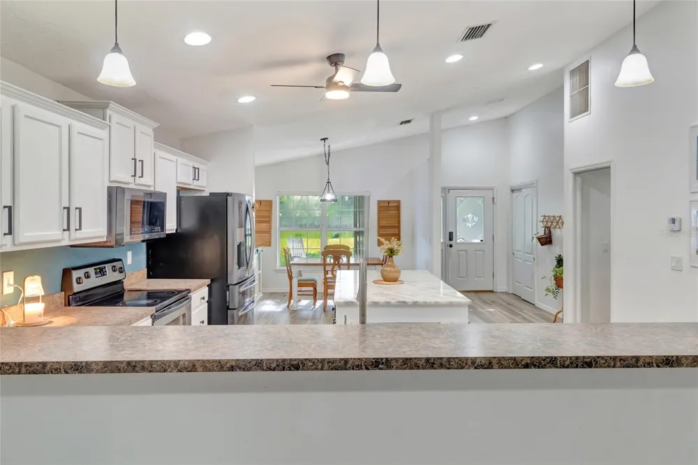 32917 FOREST AVENUE Leesburg, FL 34788